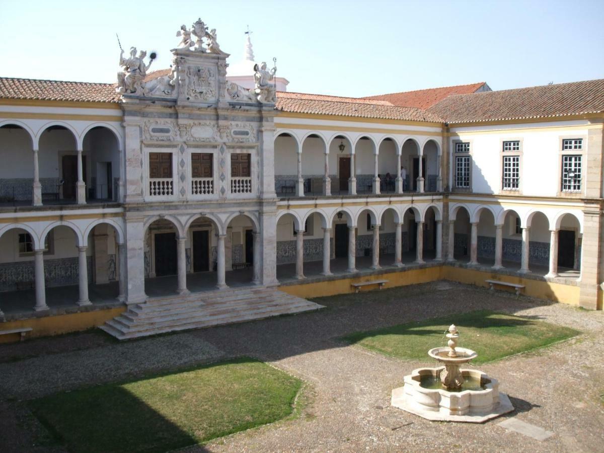 Casa Becco Dos Assucares, Garage Free - Centro Historico Apartment Evora Exterior photo