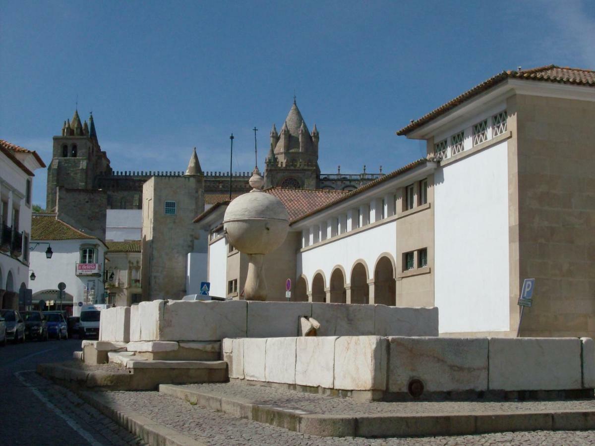 Casa Becco Dos Assucares, Garage Free - Centro Historico Apartment Evora Exterior photo